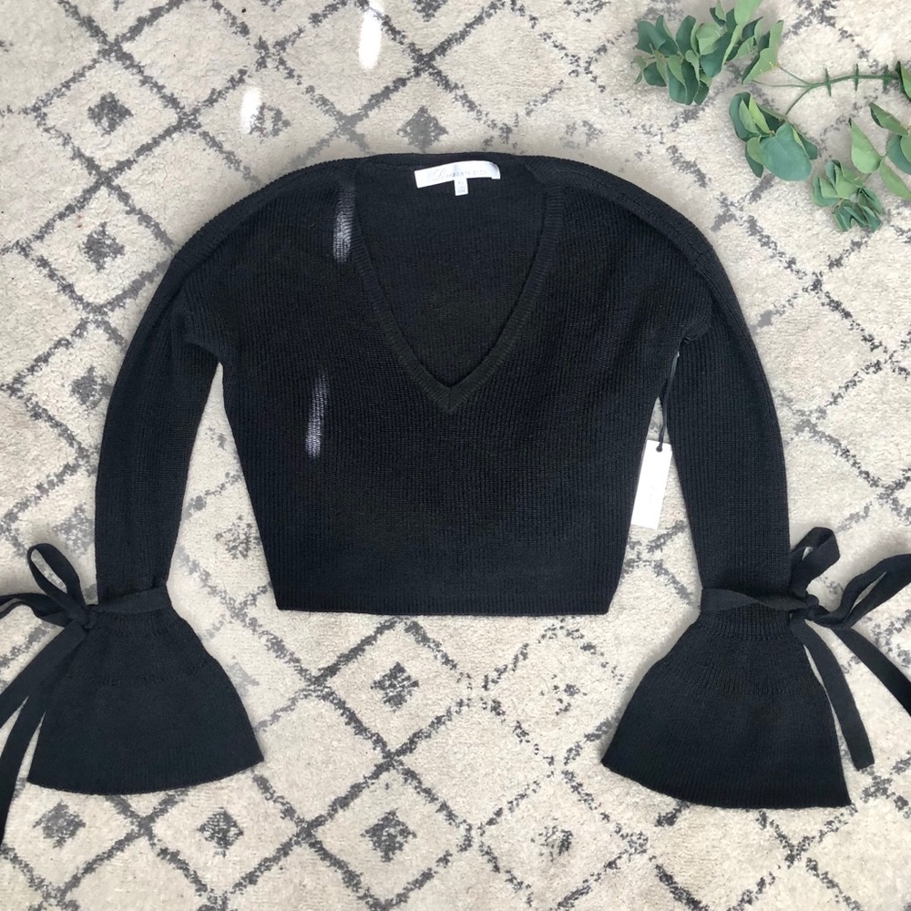 NEW Revolve Lovers + Friends cropped sweater